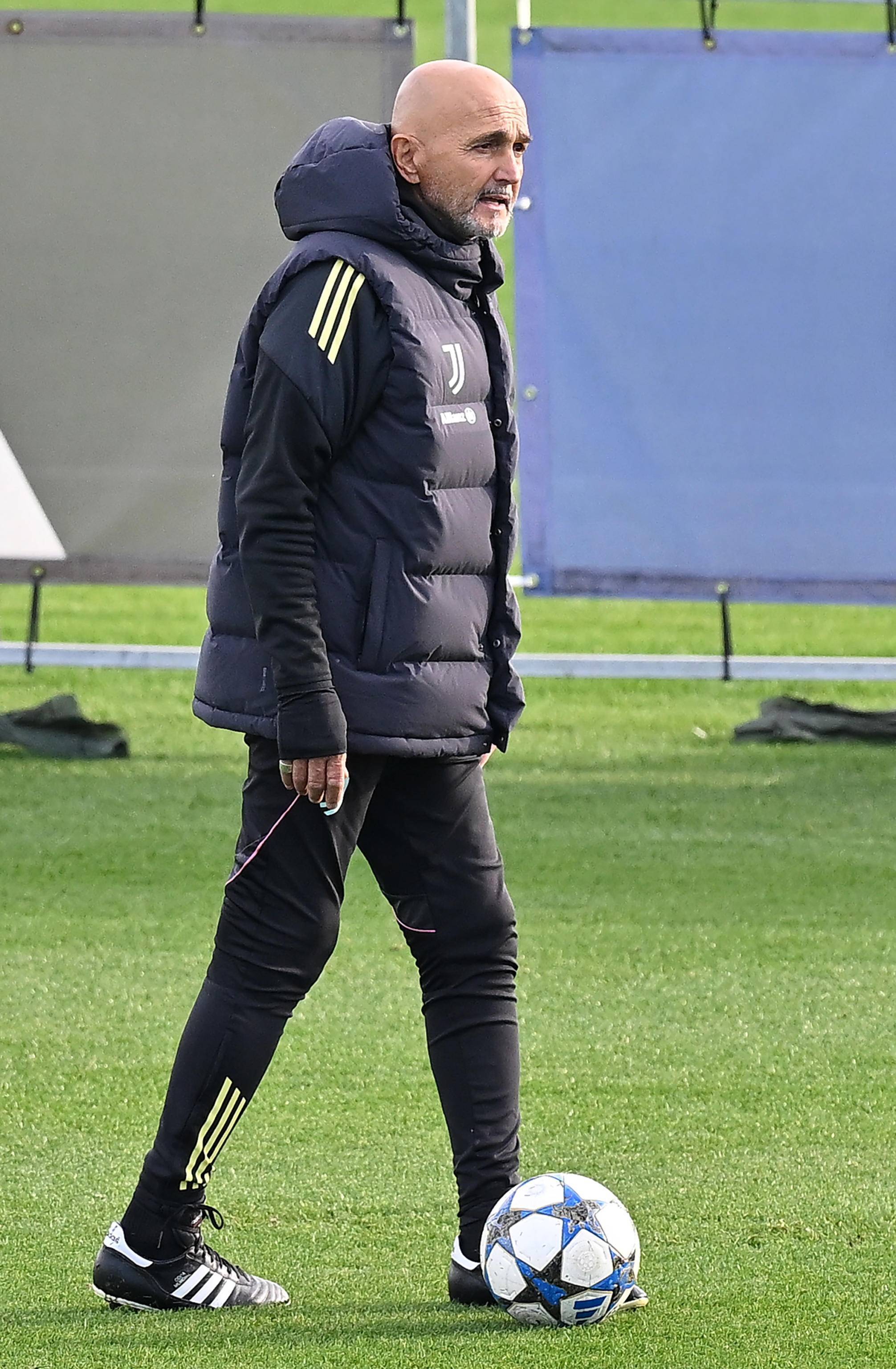 9体育-关于从集结日尤文图斯备战欧冠到集结日广州队调整名单以备国王杯，浙江稠州围绕欧超杯调整名单的信息