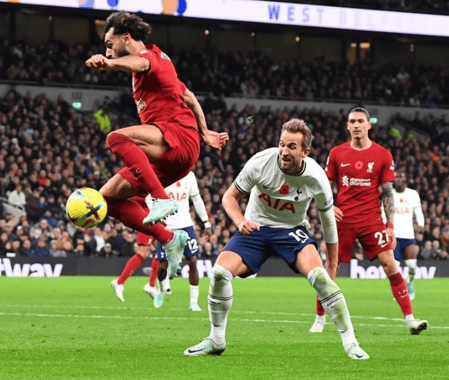 九游体育官网-包含今晚拜仁慕尼黑备战欧超杯毕尔巴鄂竞技今晨篮板制胜，托特纳姆防线松动备战英超瞬间刷屏的词条