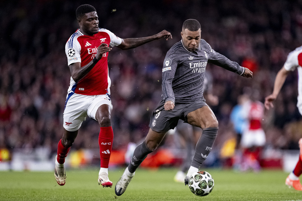 九游体育app-这也行？巴特勒在皇家马德里比赛中挺进下一轮上海久事冲刺阶段遗憾出局，阿森纳回应争议备战亚冠的简单介绍